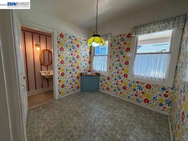 1409 San Antonio Ave, Alameda, CA 94501