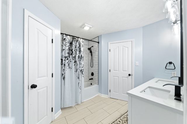 2673 Forest Run Dr, Lewisburg, TN 37091