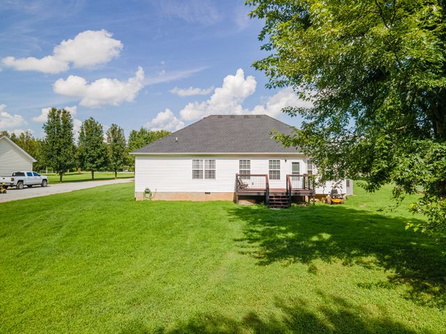2673 Forest Run Dr, Lewisburg, TN 37091