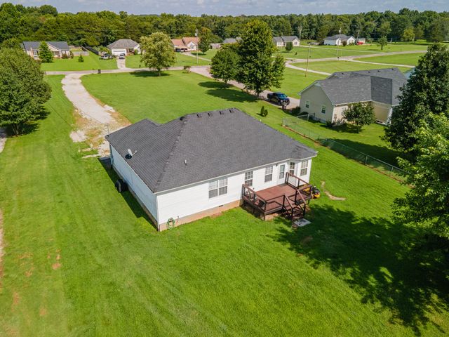 2673 Forest Run Dr, Lewisburg, TN 37091