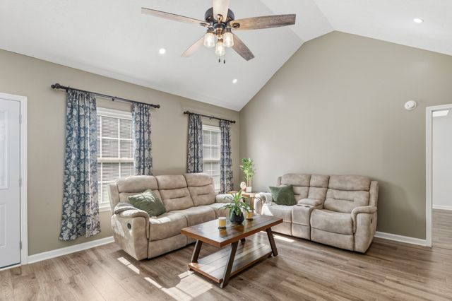 2673 Forest Run Dr, Lewisburg, TN 37091
