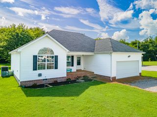 2673 Forest Run Dr, Lewisburg, TN 37091