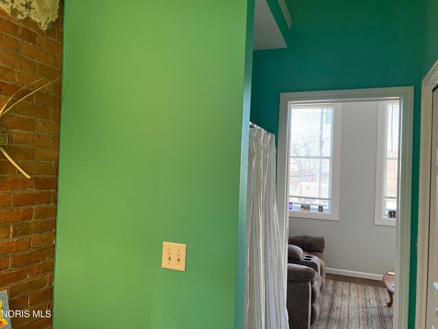 913 Washington Street, Toledo, OH 43604