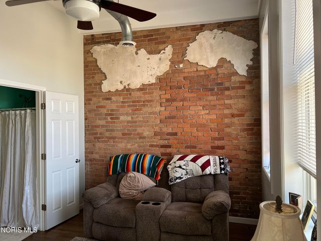 913 Washington Street, Toledo, OH 43604