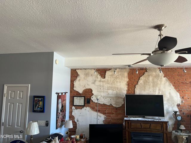 913 Washington Street, Toledo, OH 43604