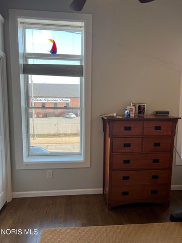 913 Washington Street, Toledo, OH 43604