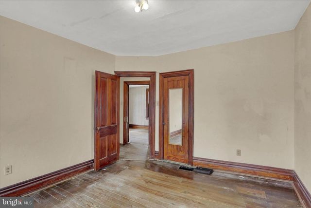 229 2ND AVE AVE, Hanover, PA 17331