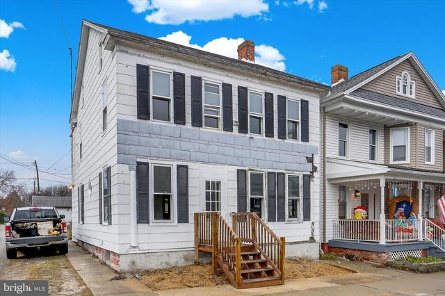 229 2ND AVE AVE, Hanover, PA 17331