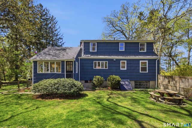 486 Morehouse Highway, Fairfield, CT 06825