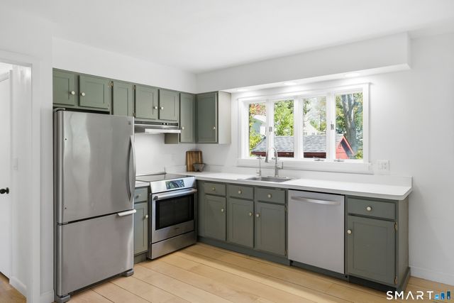 486 Morehouse Highway, Fairfield, CT 06825