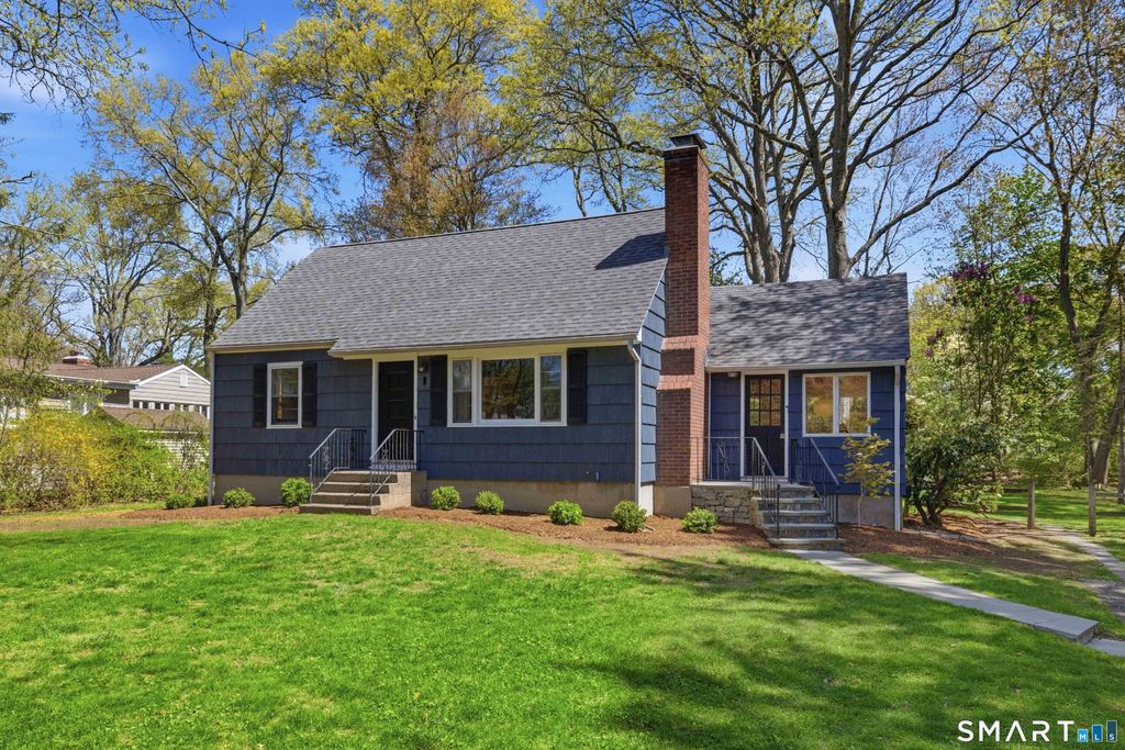 486 Morehouse Highway, Fairfield, CT 06825