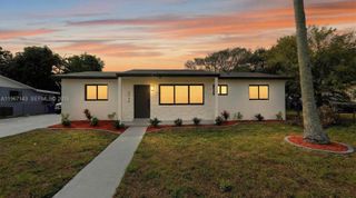 3740 NW 188th St, Miami Gardens, FL 33055