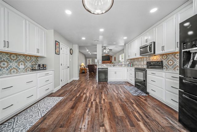 917 Zoe Street, Royse City, TX 75189