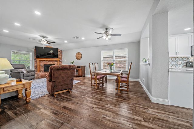 917 Zoe Street, Royse City, TX 75189