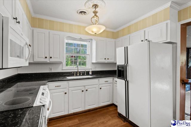 2003 Bellevue Dr, Florence, SC 29501