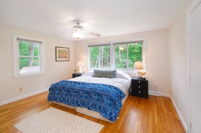 15 Sunnyside Lane -, Lincoln, MA 01773