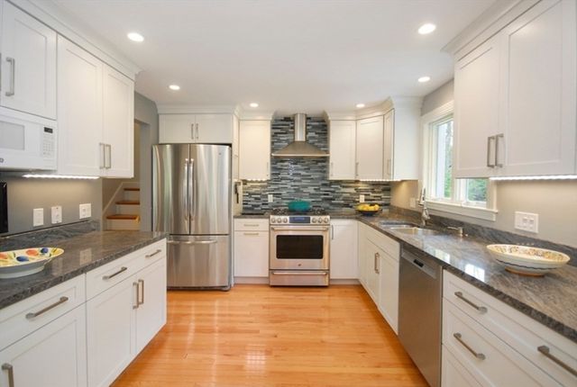 15 Sunnyside Lane -, Lincoln, MA 01773
