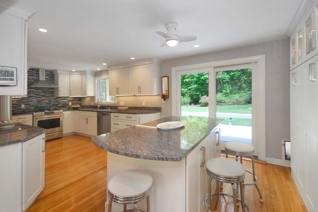 15 Sunnyside Lane -, Lincoln, MA 01773