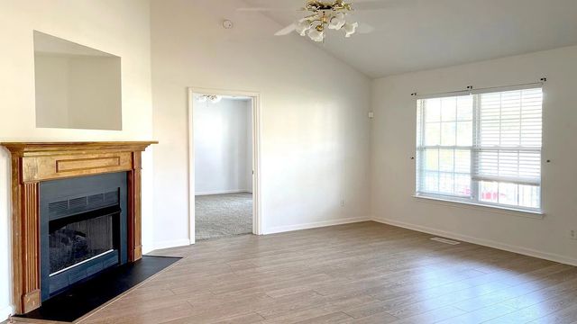 1028 Saddlestone Dr, Hermitage, TN 37076