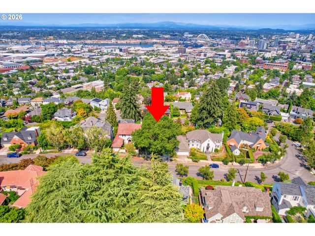 2833 Nw CUMBERLAND Rd, Portland, OR 97210