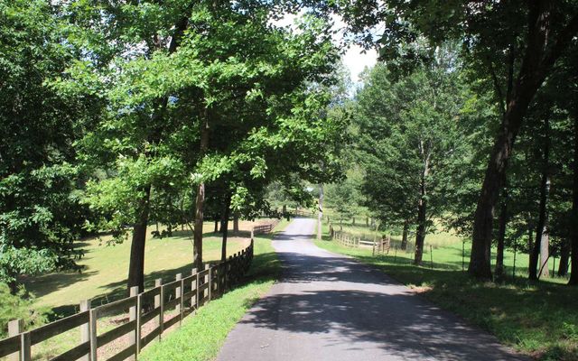 131 Shiloh Ridge, Hayesville, NC 28904