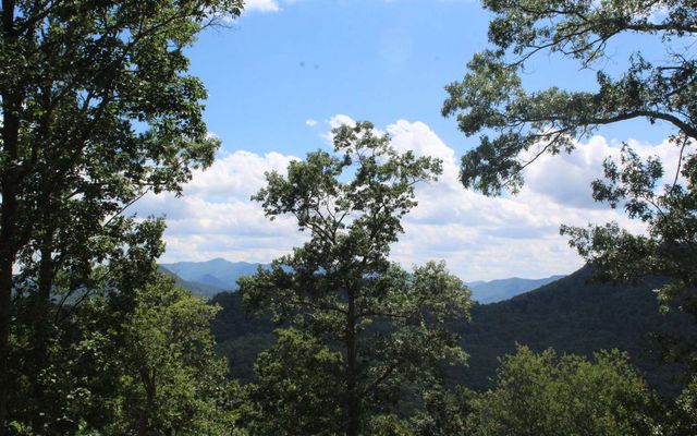 131 Shiloh Ridge, Hayesville, NC 28904