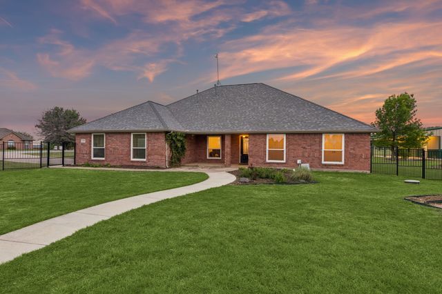 1901 Saw Tooth Court, Haslet, TX 76052