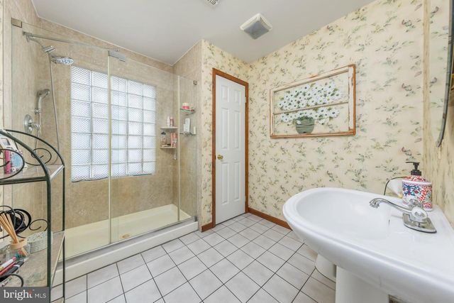 255 DELSEA DR, Sewell, NJ 08080