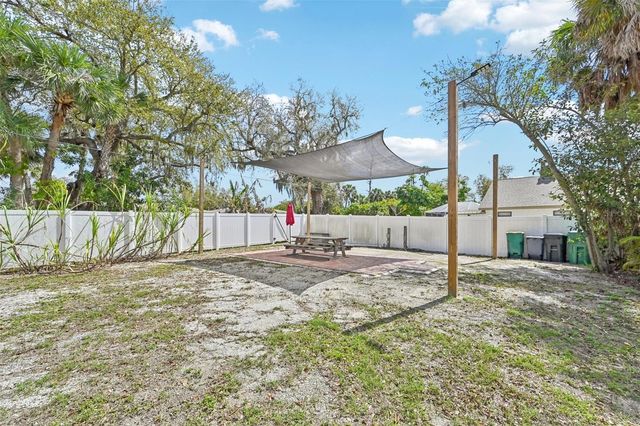 1550 DORCHESTER STREET, Port Charlotte, FL 33952