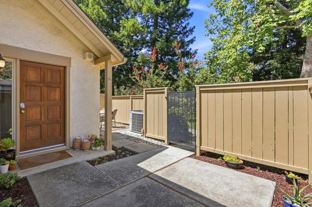 1332 Greenwich Court, San Jose, CA 95125