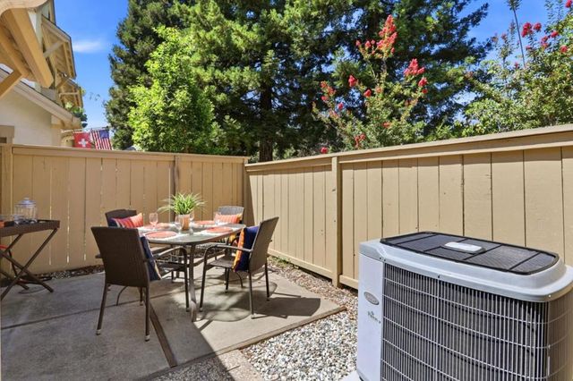 1332 Greenwich Court, San Jose, CA 95125