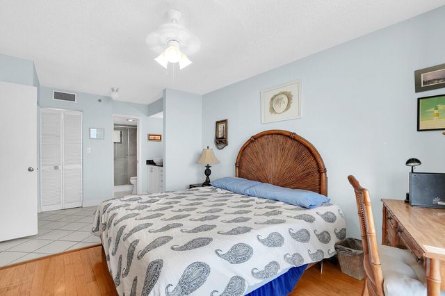 100 OCEAN TRAIL Way 703, Jupiter, FL 33477