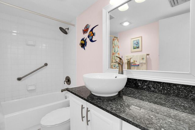 100 OCEAN TRAIL Way 703, Jupiter, FL 33477