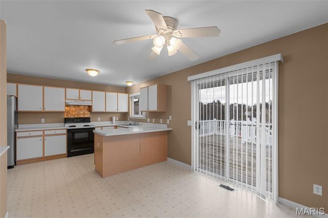 5465 Ambrose Crossing, Imperial, MO 63052