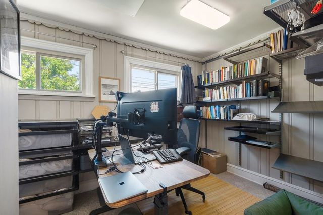 2924 W Giddings Street, Chicago, IL 60625