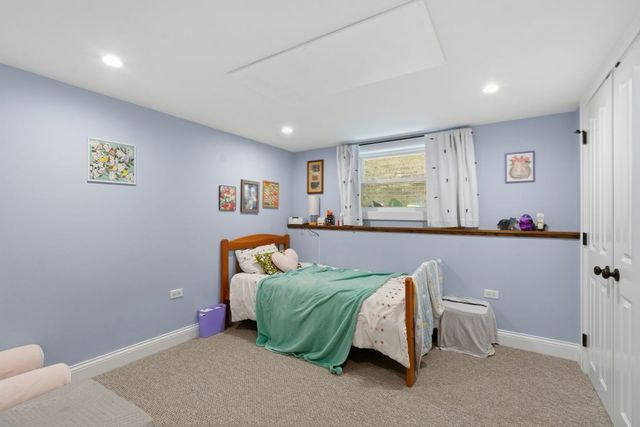 2924 W Giddings Street, Chicago, IL 60625