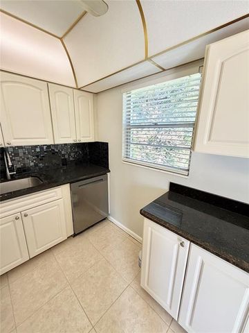 84 Mansfield B 84, Boca Raton, FL 33434