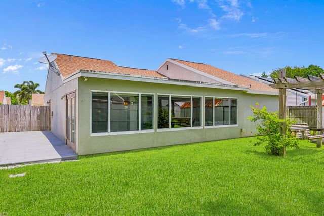 7779 Blairwood Circle N, Lake Worth, FL 33467
