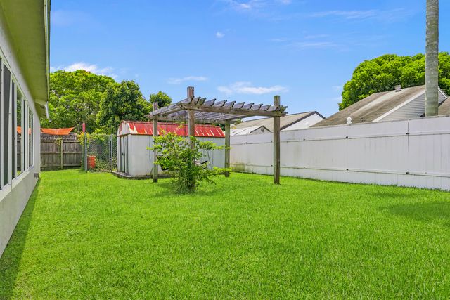7779 Blairwood Circle N, Lake Worth, FL 33467