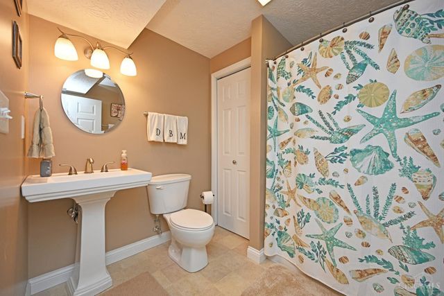 1000 Olde Station Court, Fairfield, OH 45014