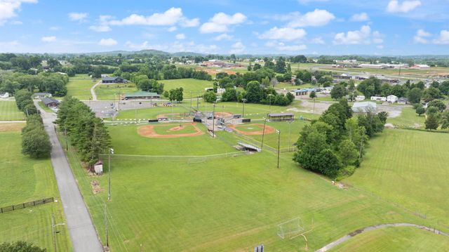 389 Park Lane, Science Hill, KY 42553