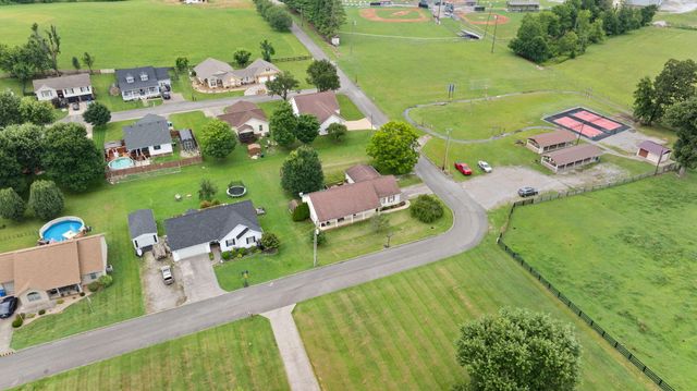 389 Park Lane, Science Hill, KY 42553