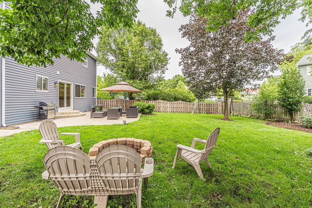 794 White Pine Circle, Lake In The Hills, IL 60156