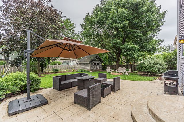 794 White Pine Circle, Lake In The Hills, IL 60156