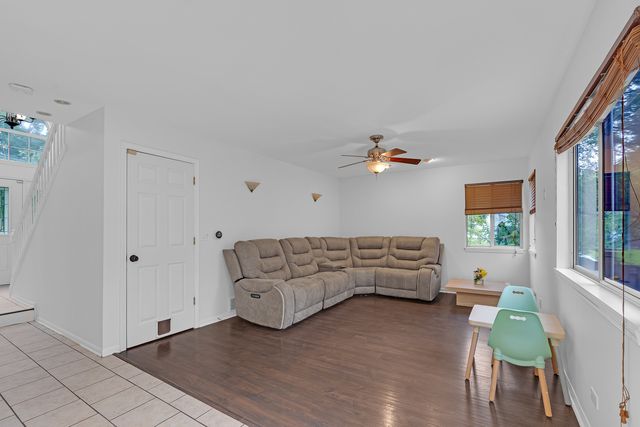 794 White Pine Circle, Lake In The Hills, IL 60156