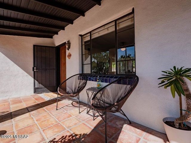 1700 N Winstel Boulevard, Tucson, AZ 85716