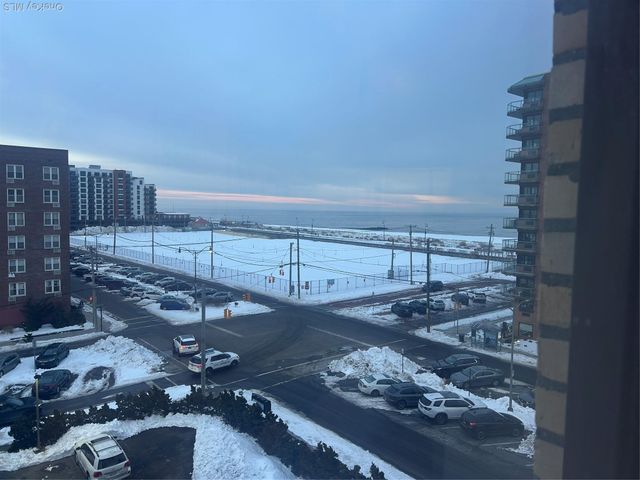 25 W Broadway 503, Long Beach, NY 11561