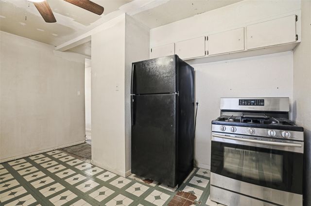 4813 Dorsey Street, Forest Hill, TX 76119