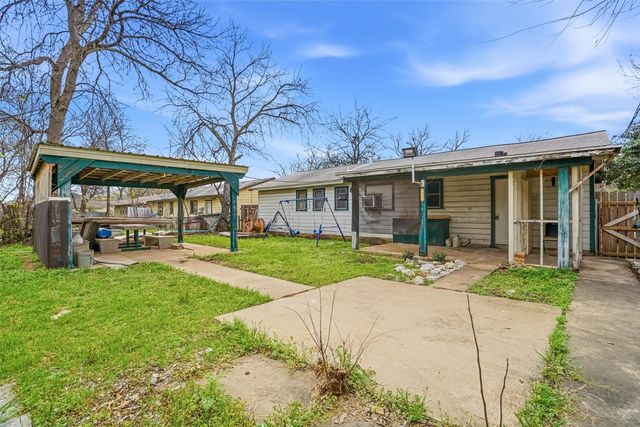 4813 Dorsey Street, Forest Hill, TX 76119