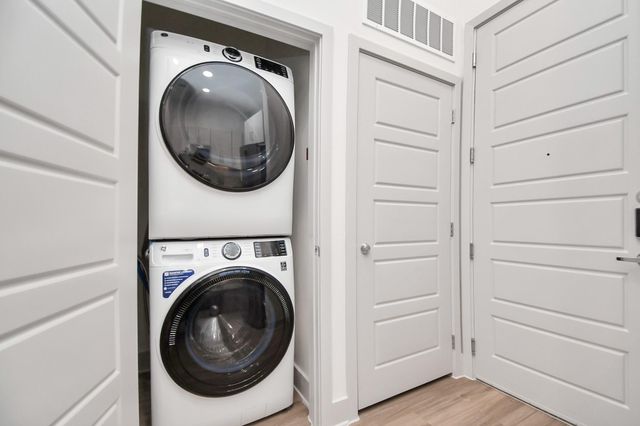 1617 Enid Street 449, Houston, TX 77009